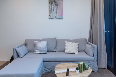 Airtrip Apartments On Deshon St - Tourism Cairns 6