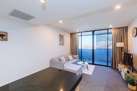 Airtrip Apartments On Deshon St - Tourism Cairns 2