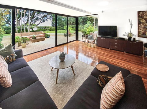 BELLEVUE GARDEN OASIS-hosted By L'Abode - Tourism Cairns 3