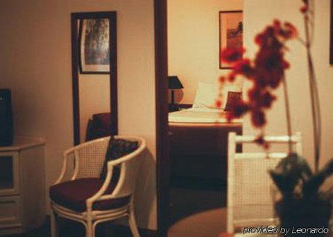 Quality Hotel Old Adelaide - Tourism Cairns 1