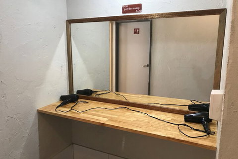 Hay Street Travellers Inn Hostel - Tourism Cairns 4