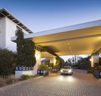Ramada by Wyndham Diplomat Canberra - Tourism Cairns