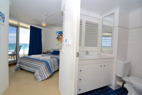 Foreshore Apartments - Tourism Cairns 3