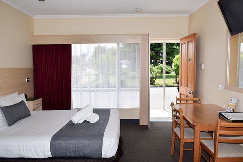 Beachway Motel & Restaurant - Tourism Cairns 6