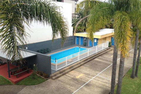 Waterview Holiday Apartments - Tourism Cairns 2