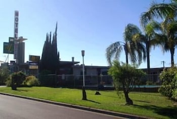 Mayfield Motel - Tourism Cairns 1