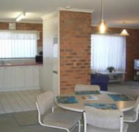 Fronds Holiday Apartments - Tourism Cairns