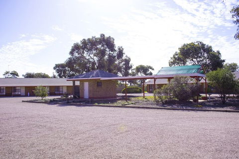 Kadina Gateway Motor Inn - Tourism Cairns 2