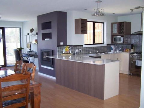 Oakley Place Townhouse - Tourism Cairns 0