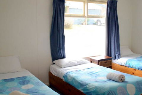 Hibiscus Heights - Tourism Cairns 1