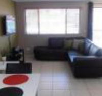 Beachside Court Holiday Apartments - Tourism Cairns