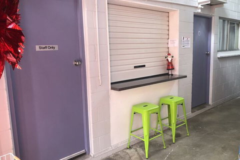 Reef Backpackers - Tourism Cairns 4