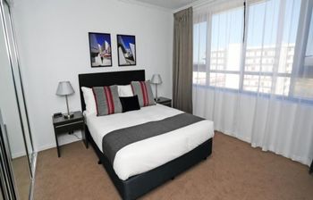 Under The Townsville Sun (694I) - Tourism Cairns 2