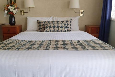 MAS Country Colonial Motor Inn - Tourism Cairns 7