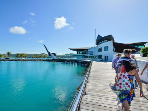 Yacht Club Villa 33-Serenity-Ocean Views With Golf Buggy - Tourism Cairns 6
