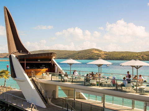 Yacht Club Villa 33-Serenity-Ocean Views With Golf Buggy - Tourism Cairns 5