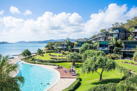 Yacht Club Villa 33-Serenity-Ocean Views With Golf Buggy - Tourism Cairns 3