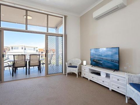 Walk On Birubi 1 / 40 Ocean Ave Pet Friendly WIFI Boat Parking & Water Views - Tourism Cairns 5