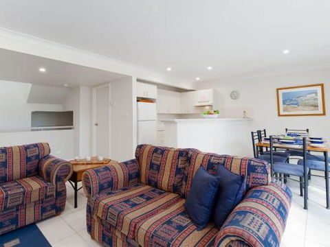 Walk On Birubi 1 / 40 Ocean Ave Pet Friendly WIFI Boat Parking & Water Views - Tourism Cairns 1