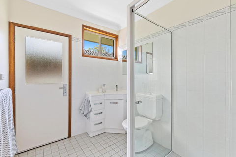 Kalimna Lakeside Living - Tourism Cairns 1