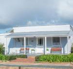 The Rested Guest 3 Bedroom Cottage West Wyalong - Tourism Cairns