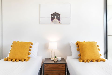 Urban Rest - Founders Lane - Tourism Cairns 5