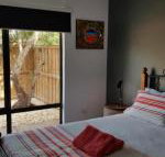Red Ochre  Large 1BR with Private Courtyard - Tourism Cairns