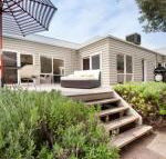 Stunning Seaside Escape - Tourism Cairns