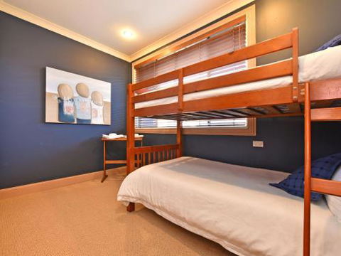 Wangi Waterfront Delight Estate Waterfront Reserve Home - Tourism Cairns 2