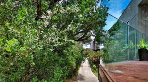 SURF Side SECRET INVERLOCH - Tourism Cairns 6