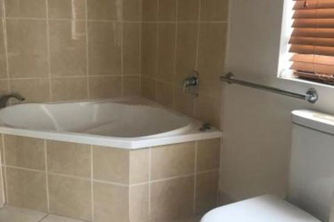 Townsville Strand Lighthouse Apartment 3 - Tourism Cairns 5