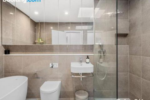 Modern Family Retreat 12 Minell Close - Tourism Cairns 2