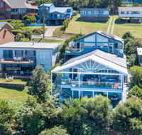 NANNY  POPPYS BEACH HOUSE Gerroa 4pm check out Sundays - Tourism Cairns
