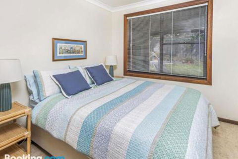 QUARTERDECK Gerringong 4pm Check Out Sundays - Tourism Cairns 3