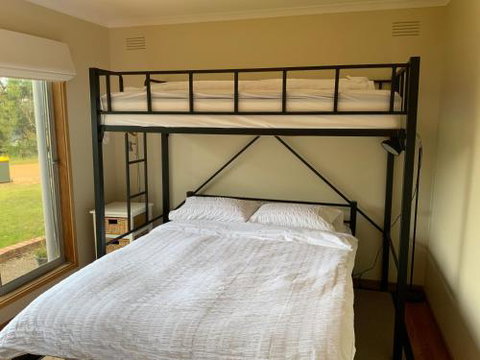 Anglesea Holiday House - Tourism Cairns 2