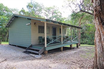 North Coast Holiday Parks Hungry Head Cabins - Tourism Cairns 3
