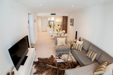 KUI Manhattan Apartments - Tourism Cairns 4