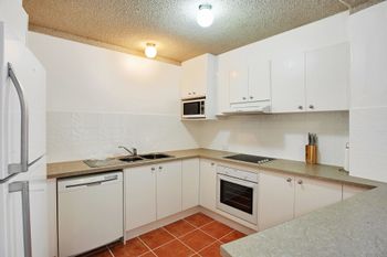 Magnus Garden Unit 8 / 7 Magnus Street - Tourism Cairns 1