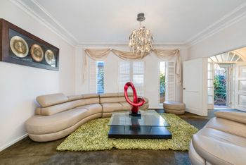 Spacious 4 Bedroom House The Hill - Tourism Cairns 5