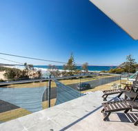 DOLPHIN VIEWS - Tourism Cairns