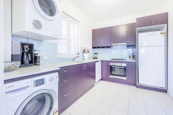 Picturesque Bellevue Hill 2BR Apt H452 - Tourism Cairns 6