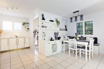 Coolangatta Beachside Villas - Tourism Cairns 5