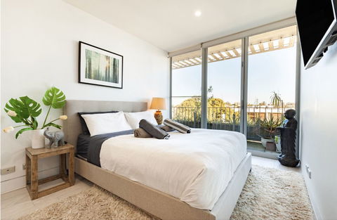 Bellevue Hill Designer - Tourism Cairns 4
