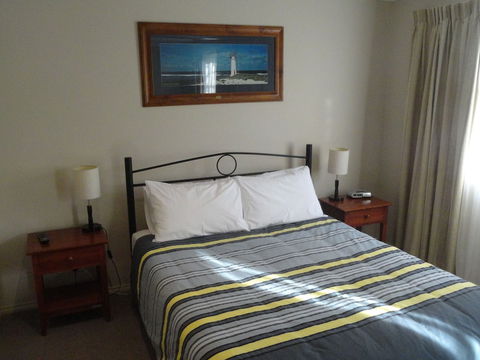 Victoria Lodge Motor Inn And Apartments - Tourism Cairns 4