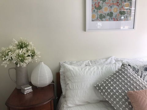 Beautiful Cottage, Ocean Views, Amazing Gardens, 12 Minute Walk To Beach - Tourism Cairns 6