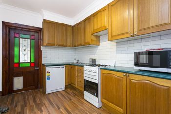 Spacious 3 Bedroom Minutes To CBD - Tourism Cairns 0