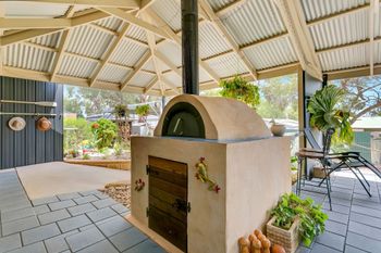 Juggle House - Tourism Cairns 6