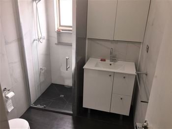 Wallis View Lakeside Family Retreat - Tourism Cairns 4