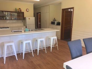 Caves Cottage - Tourism Cairns 5