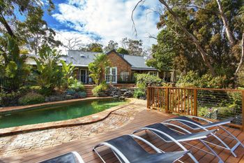 La Provence - Tourism Cairns 0
